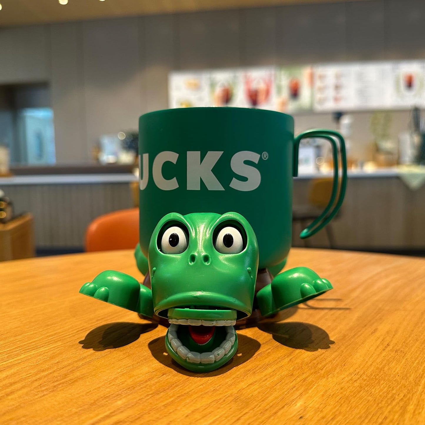 🔥Funny Turtle Coaster & Cup Holder, Moving Limbs, Cute Home Decor Gift