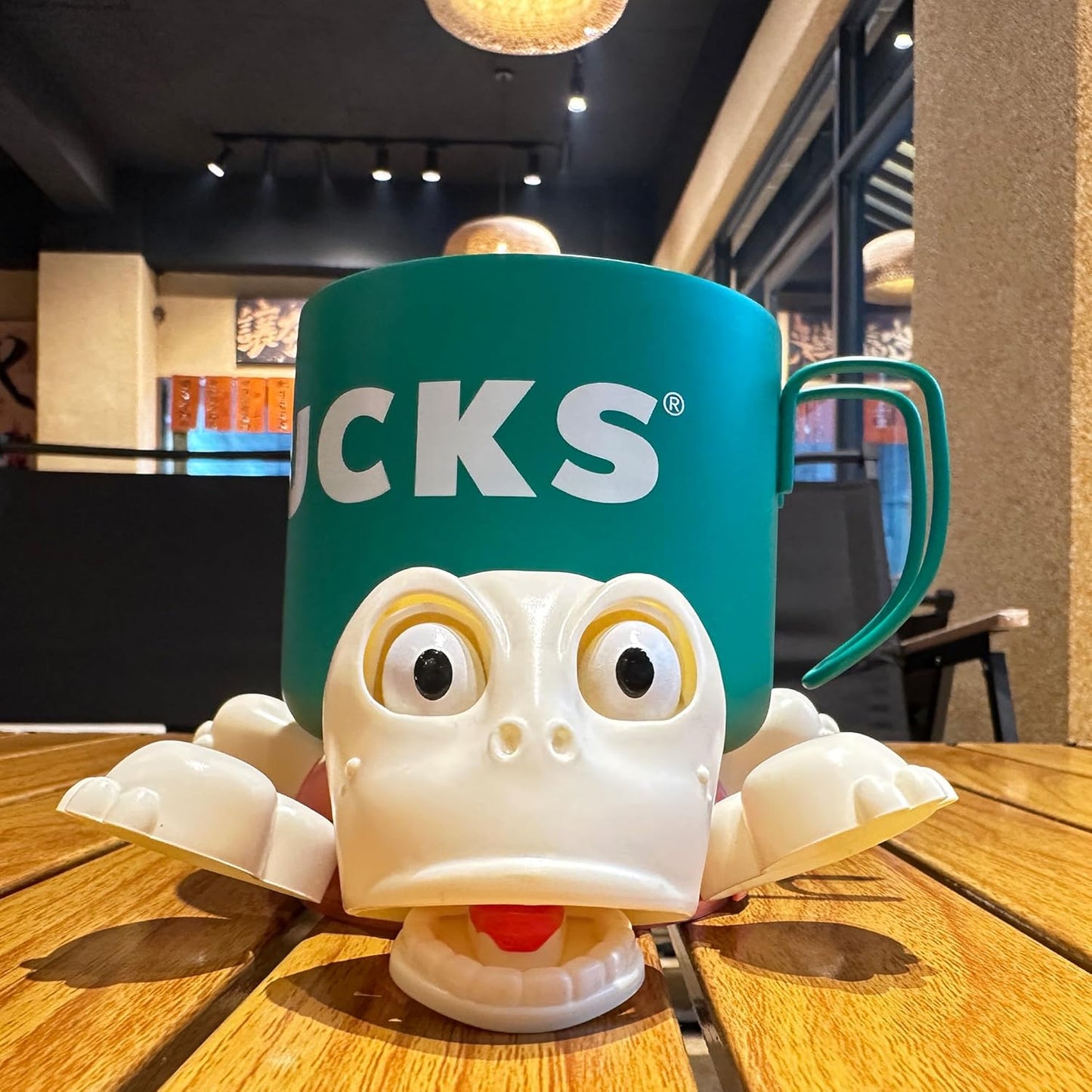 🔥Funny Turtle Coaster & Cup Holder, Moving Limbs, Cute Home Decor Gift